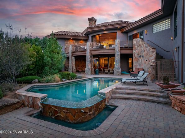 160 Crystal Sky Dr