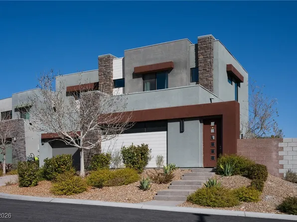 10336 Green Ember Dr, Las Vegas, NV 89135