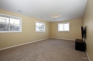 5th image of 9208 W 169th Pl