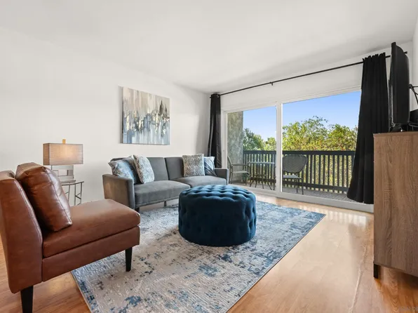 6202 Friars Rd Unit 215, San Diego, CA 92108