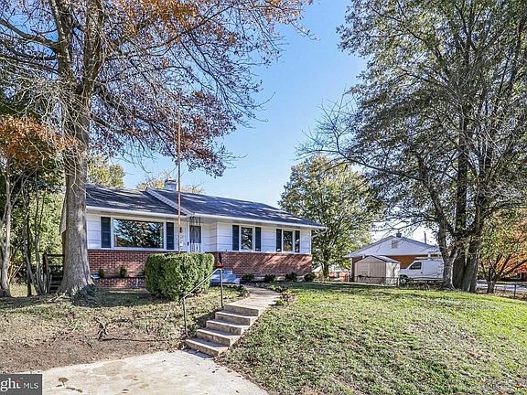 4th image of 7303 Fairchild Dr