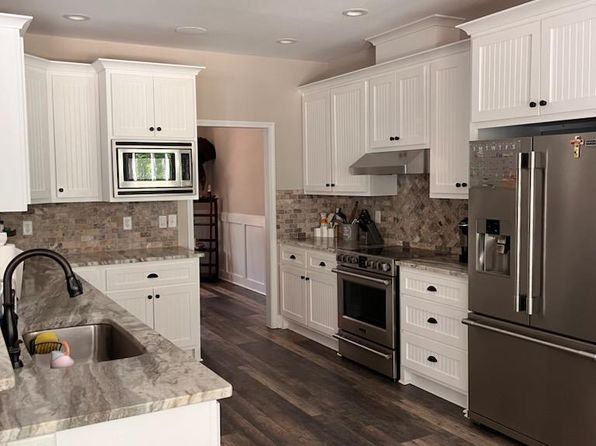 1421 Riverwalk Rd, Bishop, GA 30621