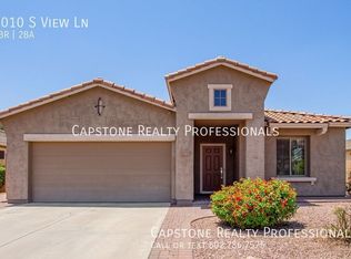 7010 S View Ln, Gilbert, AZ 85298