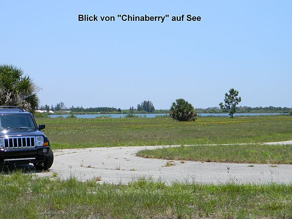 4th image of 34 36 Chinaberry Way