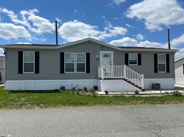 7 Stanton Ave, Egg Harbor Township, NJ 08234