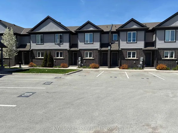 7768 Ascot Cir #86, Niagara Falls, ON L2H 3P9