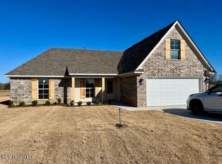 785 Woolfolk Rd, Senatobia, MS 38668