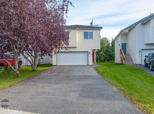 2913 Red Currant Cir, Anchorage, AK 99519
