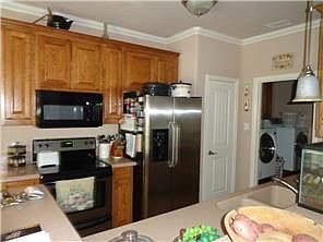 5th image of 102 Palomino Dr