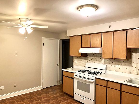 2nd image of 8541 W Bryn Mawr Ave APT 2S