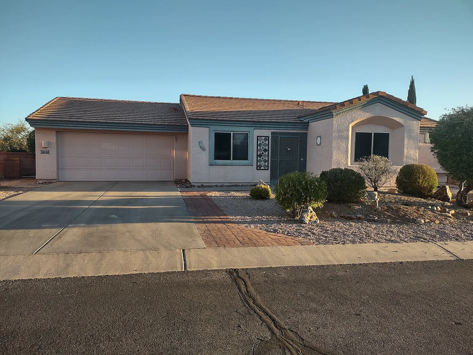 2 bed, 1291 sqft, $1,550 — Photo 1