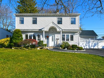 11 Flint Lane, Levittown, NY, 11756
