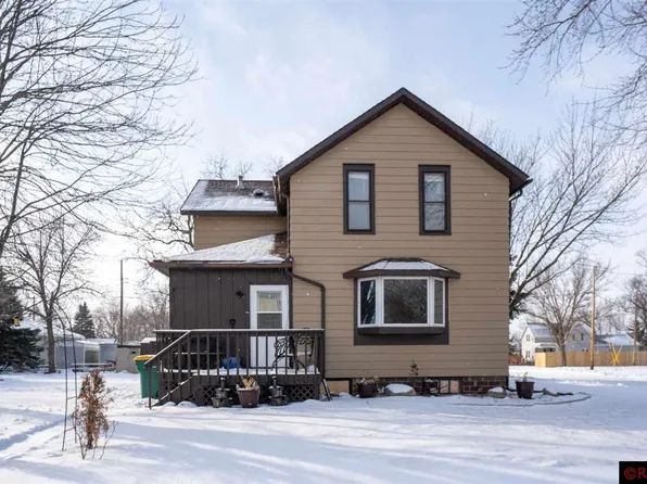 208 Central Ave N, Mapleton, MN 56065