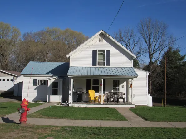 1009 Northumberland St, Morristown, NY 13664