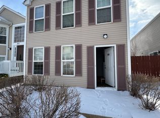 849 Four Seasons Blvd, Aurora, IL 60504