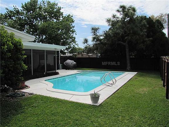 4th image of 1784 London Ln
