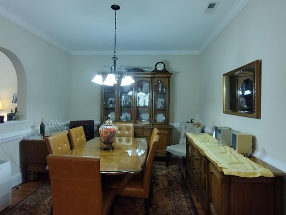 5th image of 3405 Ellsworth Drive #B