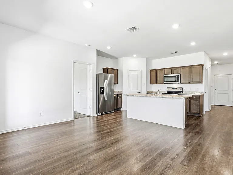 3006 Pitchfork Way — Photo 10