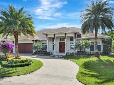 680 Wedge DR, Naples, FL, 34103