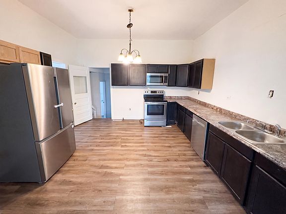 5th image of 205 Kentucky St