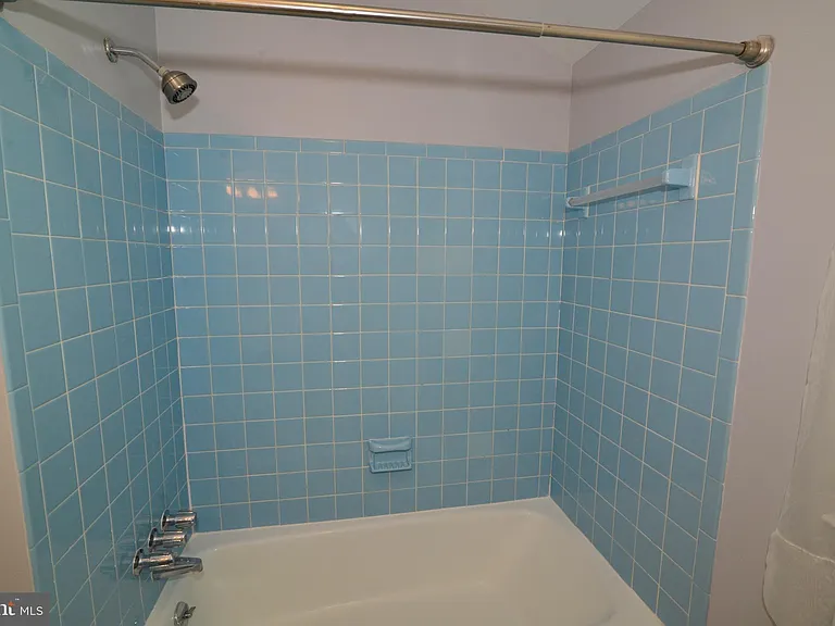 1317 Forestwood Dr — Photo 23
