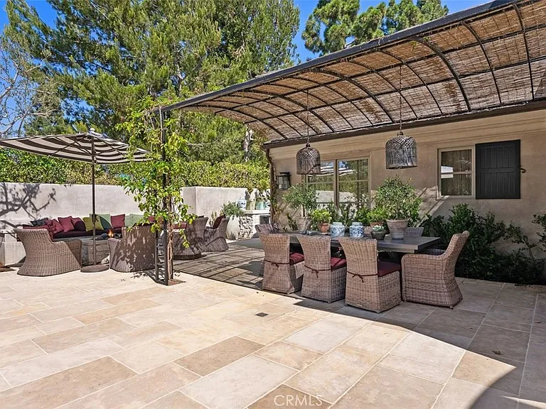 4 Winged Foot Ln — Photo 25