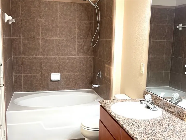 8434 Walerga Rd — Photo 8