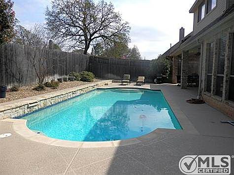 3rd image of 7816 Forest Hills Ct