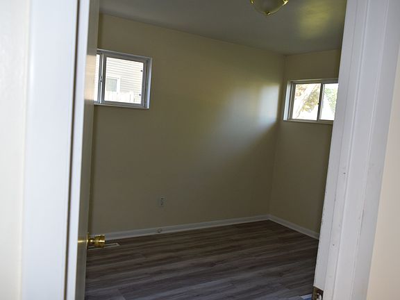 3rd image of 1217 Lester Ave