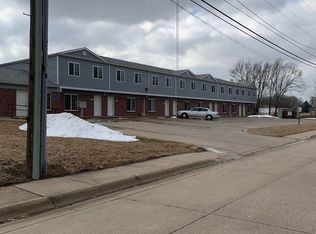 729/749 W Mary St, Beatrice, NE 68310