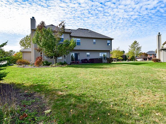 4th image of 16413 S Hidden River Cir