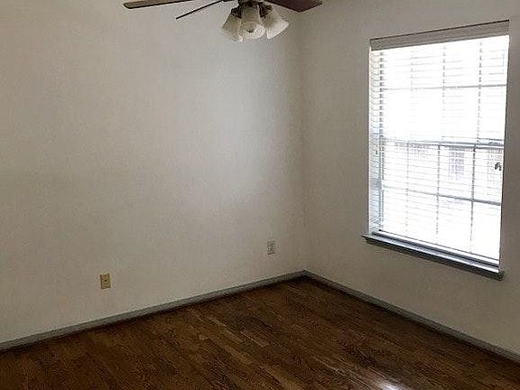 Second bedroom with bathroom