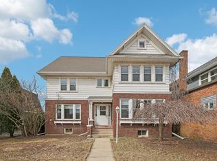 205 S Main St, Cottage Grove, WI 53527