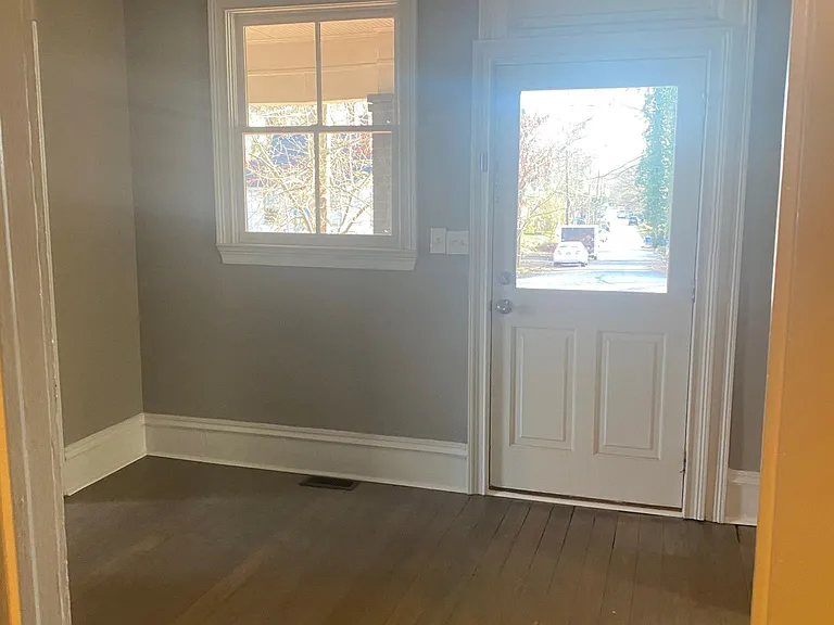 661 Gillette Ave SW — Photo 21