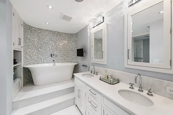 Sold by Compass | media 8