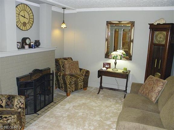 2nd image of 3668 Sanford Ave