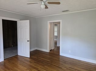 570 Chestnut Dr, Jacksonville, FL 32208