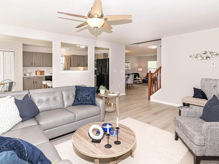 11081 Sanders Dr — Photo 9