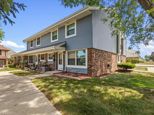 1924 W Salem STREET, Milwaukee, WI 53221