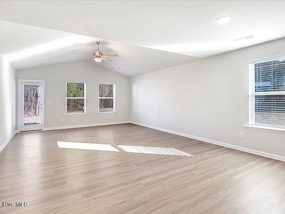 4th image of 11365 Red Bud Road