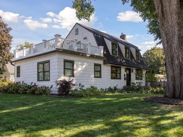 4926 Johnson Ave, White Bear Lake, MN 55110