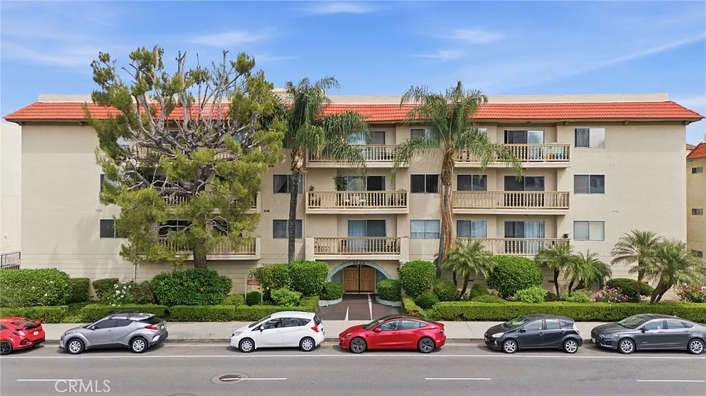 2 bed, 1233 sqft, $3,000 — Photo 1
