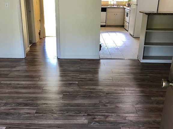 5th image of 1135 Sir Francis Drake Blvd APT 5