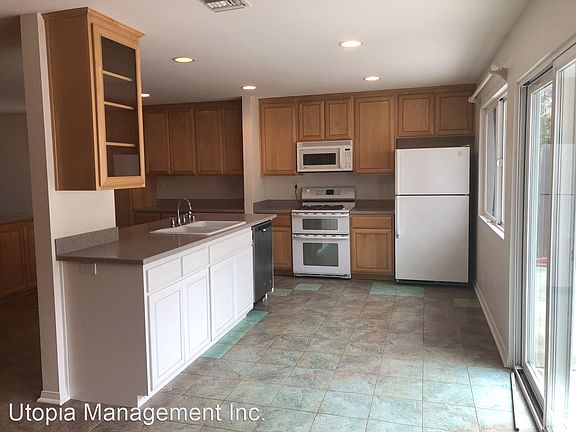 3rd image of 4031 Cadden Way