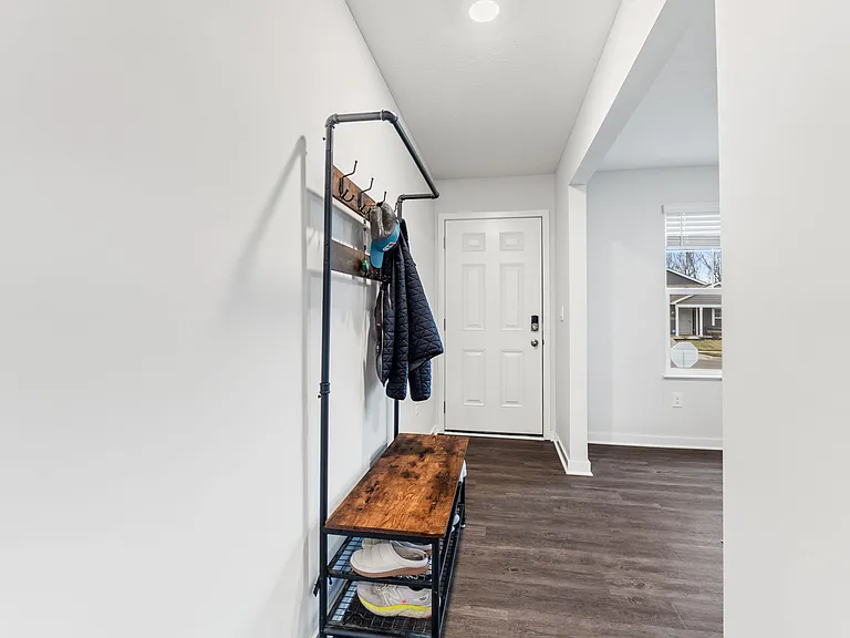 5922 Damsel Dr — Photo 2