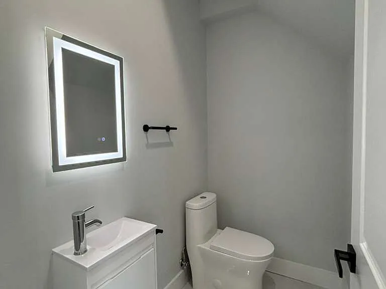 1940 N 22nd St #3 — Photo 6