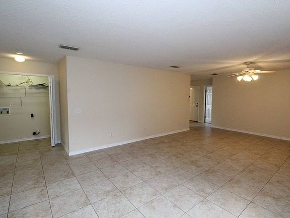 4th image of 5745 Charlene Dr