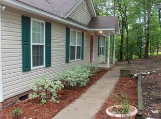 1124 Pet Sites Rd, Chapin, SC 29036