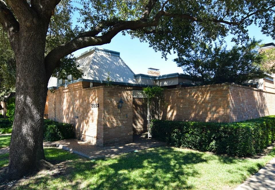 1st image of 3223 Stonehenge Ln