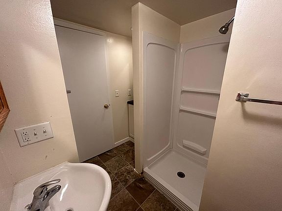5th image of 137 E Gorham St #17350355